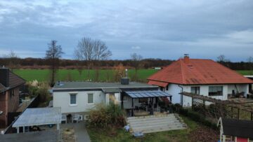Schöner Bungalow mit 4 Zimmern, 2 Terrassen und offener Küche, 38110 Braunschweig, Bungalow