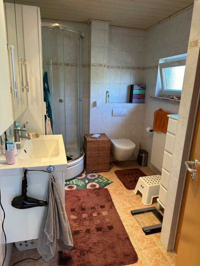 Gemütliches Einfamilienhaus in ruhiger Lage - EG Badezimmer
