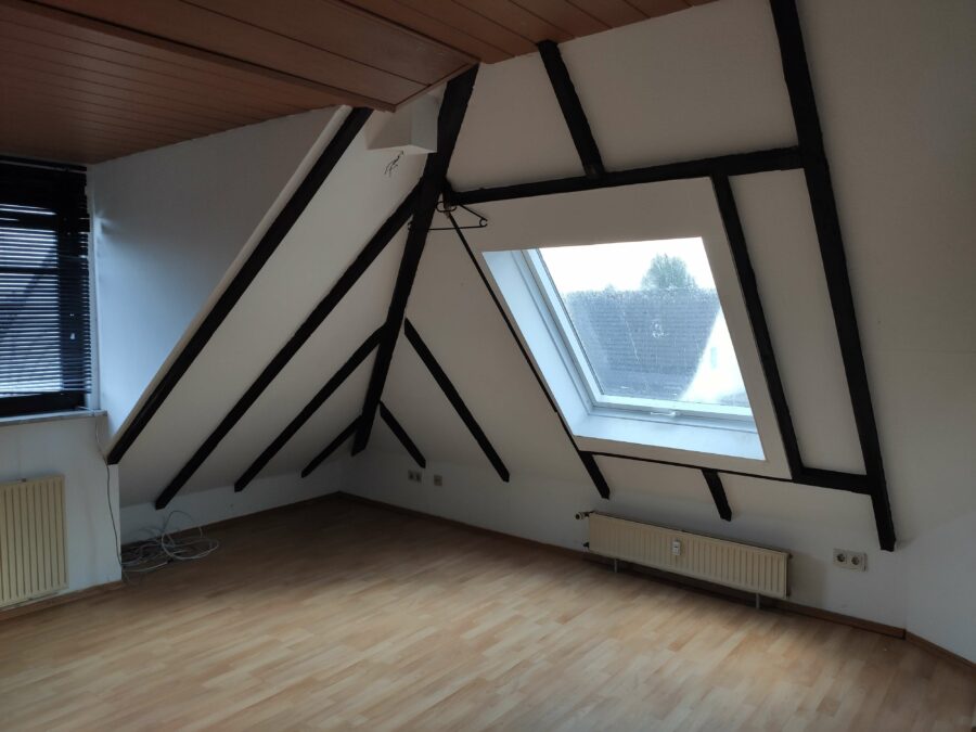 Gemütliche und gepflegte Dachgeschosswohnung in BS-Waggum - IMG_20200211_155924