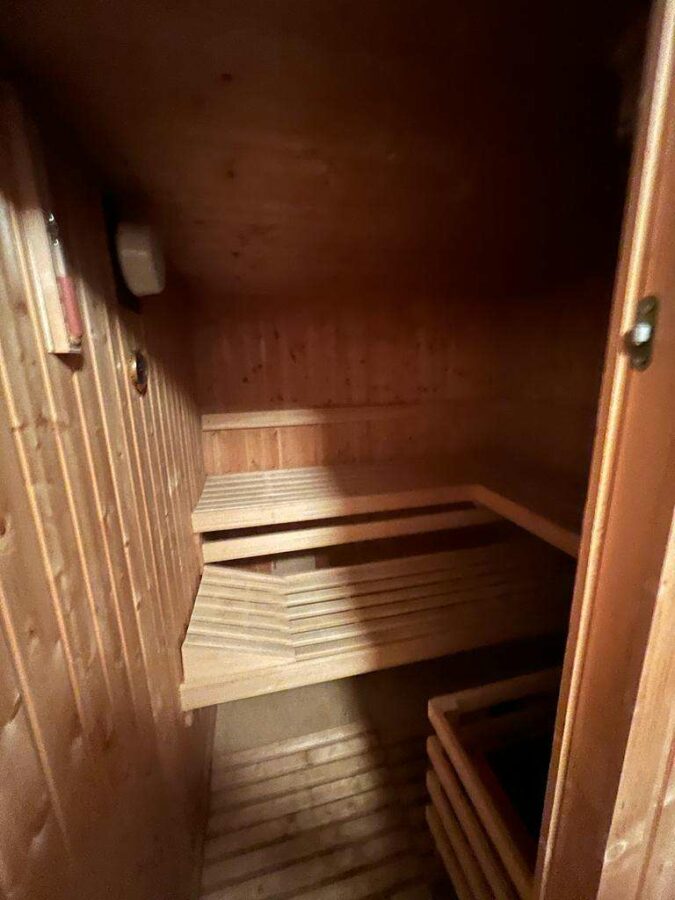 Architektenhaus mit großzügigem Wohnraum - Sauna Keller