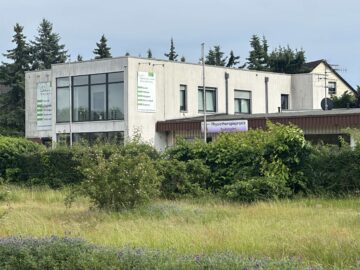 Exklusiv I Eleganz I Eingeschränkt I Wohnkomfort in lichtdurchfluteter Betriebsleiterwohnung, 38112 Braunschweig, Penthousewohnung