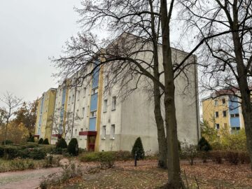 Schmucke, helle und solide Eigentumswohnung in gepflegter Wohnanlage, 12349 Berlin, Etagenwohnung