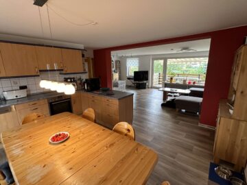 Kompakt I Gepflegt I Eigen I Große, gepflegte Wohnung mit großem Garten, 38110 Braunschweig, Wohnung